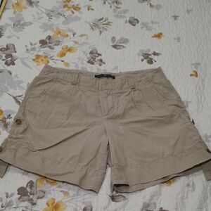 GAP Women's Beige Cargo Shorts